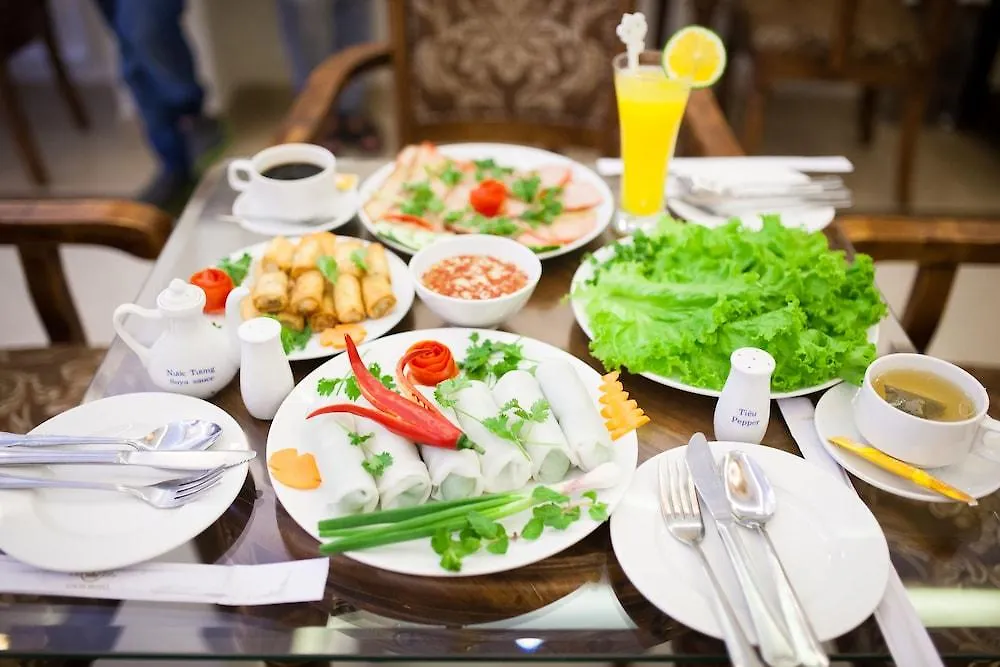 Louis Hotel Da Nang