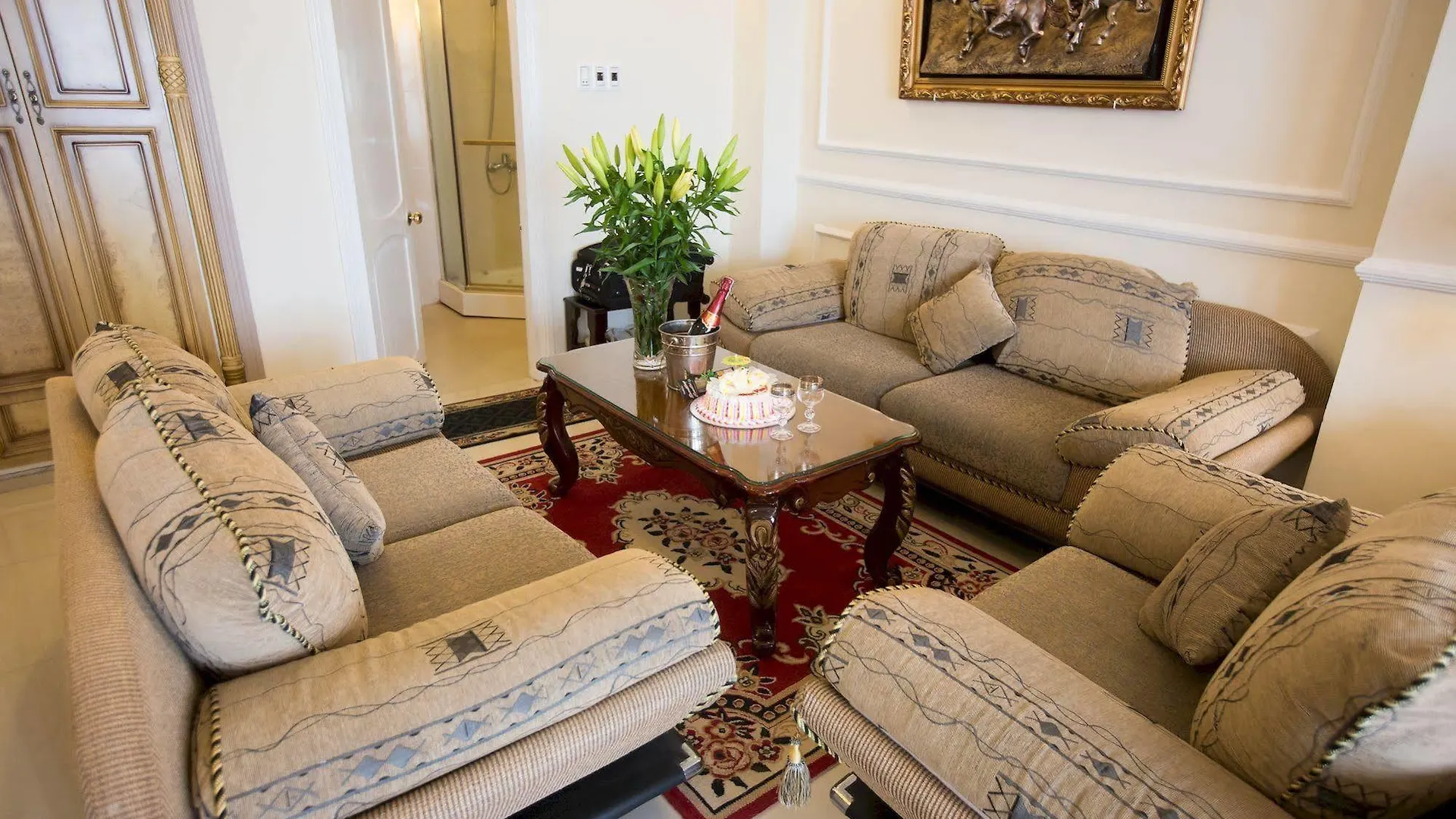 Louis Hotel Da Nang