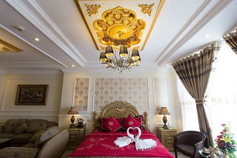 Louis Hotel Da Nang